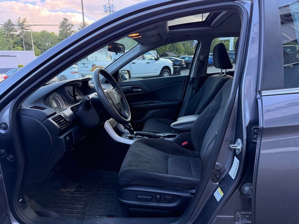 Used 2014 Honda Accord EX image 11