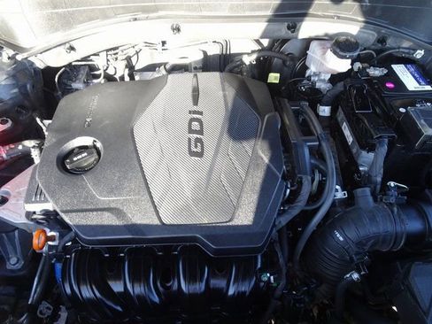 Used 2023 Hyundai Santa Fe SEL image 13