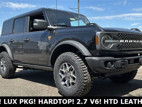 New 2025 Ford Bronco Badlands image 7