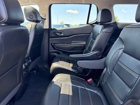 Used 2023 GMC Acadia Denali AWD/4WD image 14