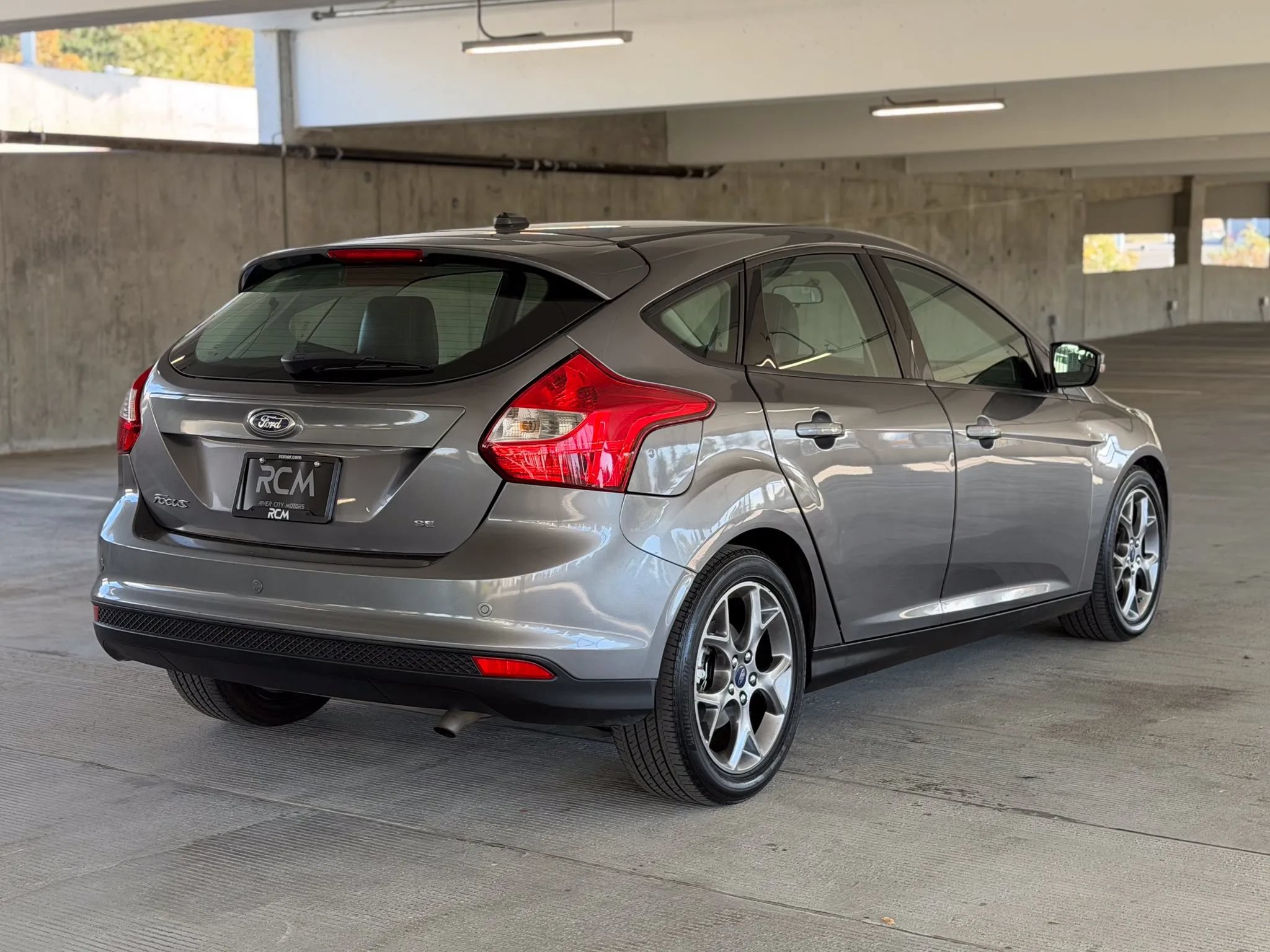 Used 2014 Ford Focus SE w/ Equipment Group 201A FWD image 5