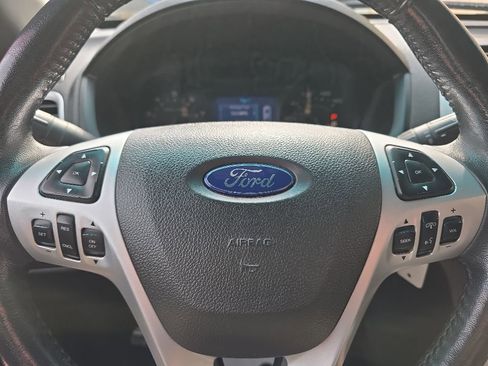 Used 2014 Ford Explorer XLT AWD/4WD image 17
