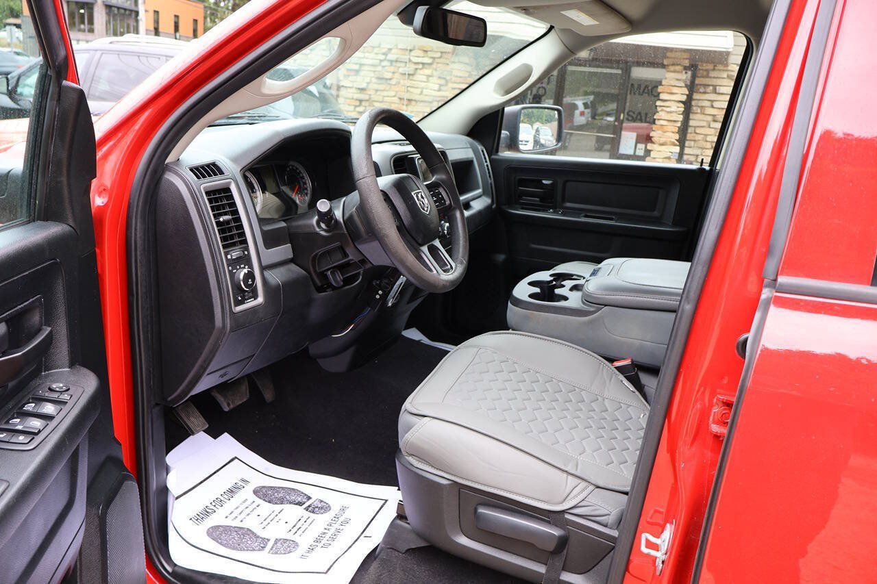 Used 2018 RAM 1500 Express AWD/4WD image 20
