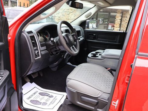 Used 2018 RAM 1500 Express AWD/4WD image 20
