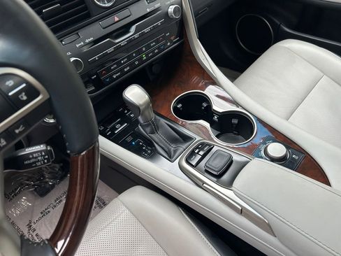 Used 2019 Lexus RX 350 FWD w/ Navigation Package image 18