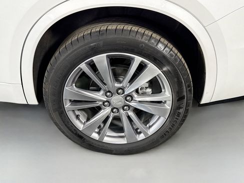 Used 2024 Cadillac XT6 Premium Luxury image 37