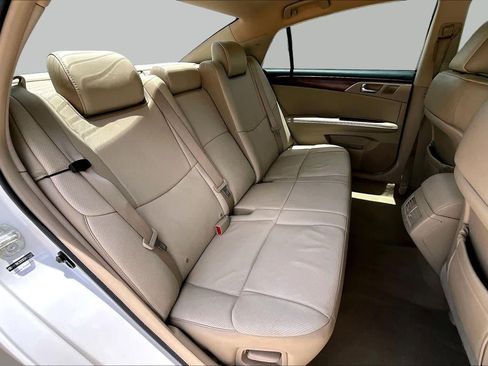 Used 2012 Toyota Avalon Limited FWD image 20