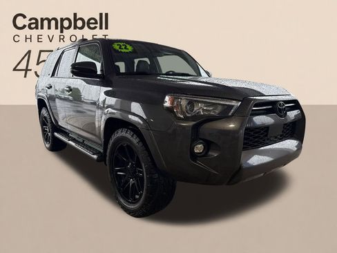 Used 2022 Toyota 4Runner SR5 Premium w/ Moonroof Package RWD image 17