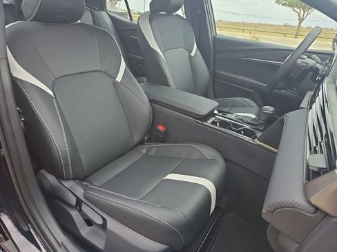 Used 2026 Toyota Camry SE FWD image 11