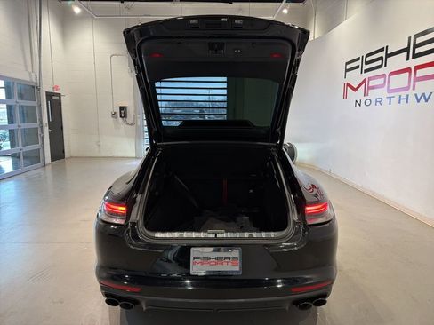 Used 2023 Porsche Panamera 4 Platinum Edition w/ Assistance Package AWD/4WD image 35