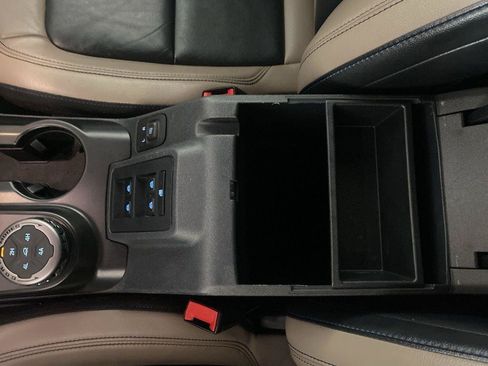 Used 2022 Ford Bronco Wildtrak AWD/4WD image 9