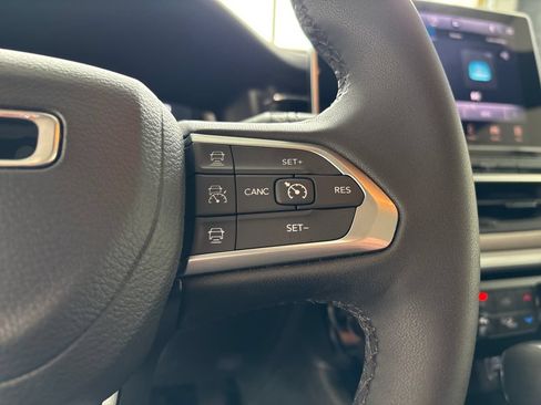 Used 2026 Jeep Compass Limited w/ Sun, Sound & Navigation Group AWD/4WD image 54