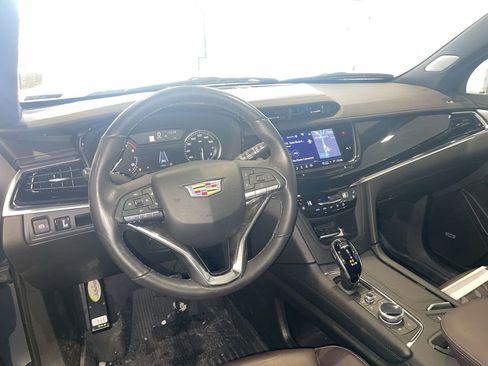 Certified 2024 Cadillac XT6 Premium Luxury w/ LPO, Floor Liner Package image 10