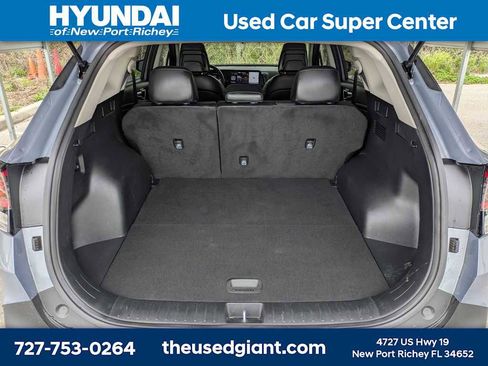 Used 2025 Kia Sportage EX image 12