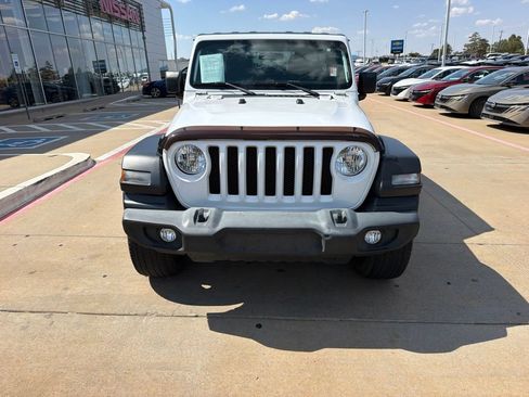Used 2022 Jeep Wrangler Unlimited Sport AWD/4WD image 8