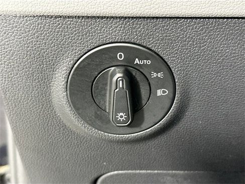 Used 2024 Volkswagen Taos S image 21