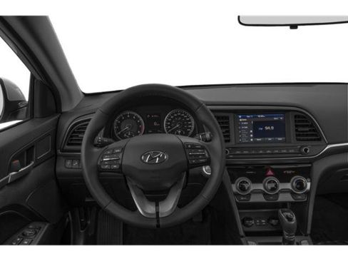Used 2020 Hyundai Elantra SEL w/ Cargo Package (C1) FWD image 10