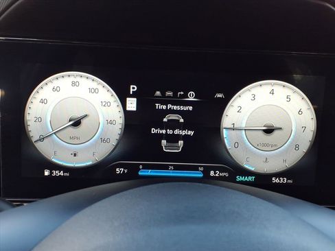 New 2025 Hyundai Elantra SEL image 24