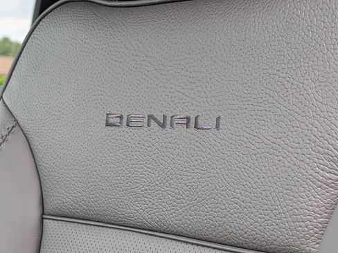 New 2026 GMC Sierra 3500 Denali w/ Denali Reserve Package AWD/4WD image 43