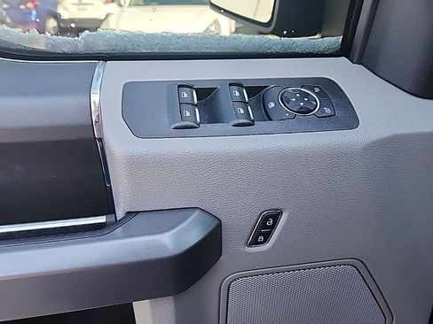 Used 2019 Ford F150 XLT w/ Equipment Group 301A Mid image 11