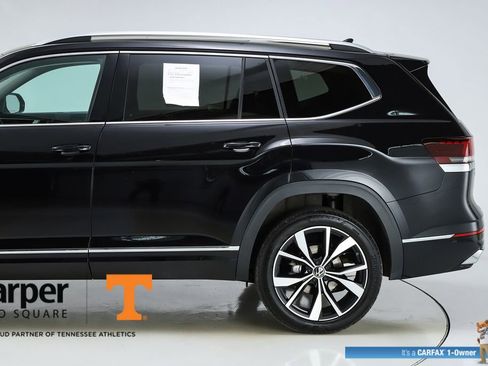Used 2024 Volkswagen Atlas SEL Premium R-Line AWD/4WD image 4