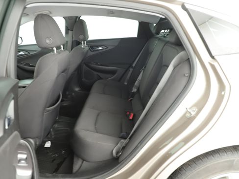 Used 2022 Chevrolet Malibu LS FWD image 10