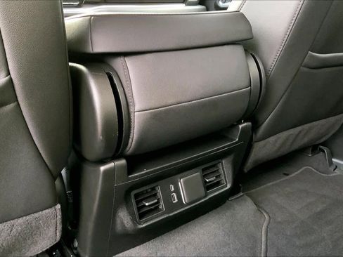 Used 2025 GMC Sierra 1500 SLT image 35