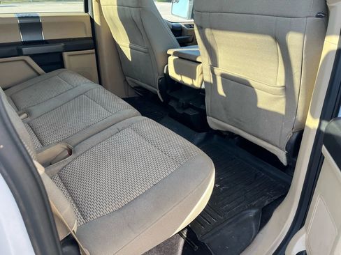 Used 2017 Ford F150 XLT w/ Equipment Group 302A Luxury image 5