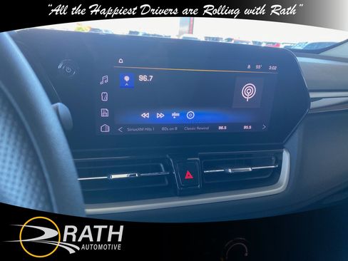 Used 2025 Chevrolet TrailBlazer LT image 14