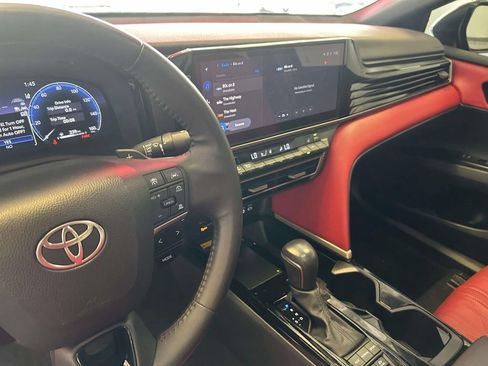 Used 2025 Toyota Camry XSE FWD image 22