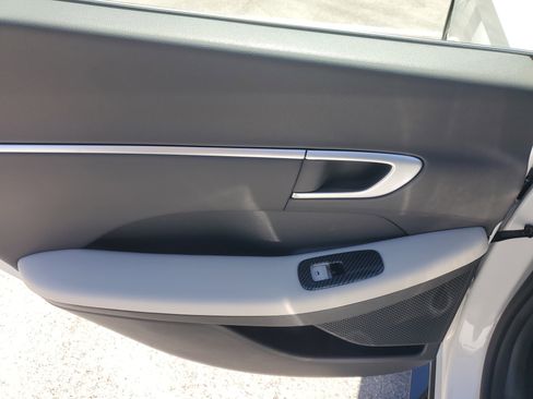 Used 2026 Hyundai Sonata SEL FWD image 14