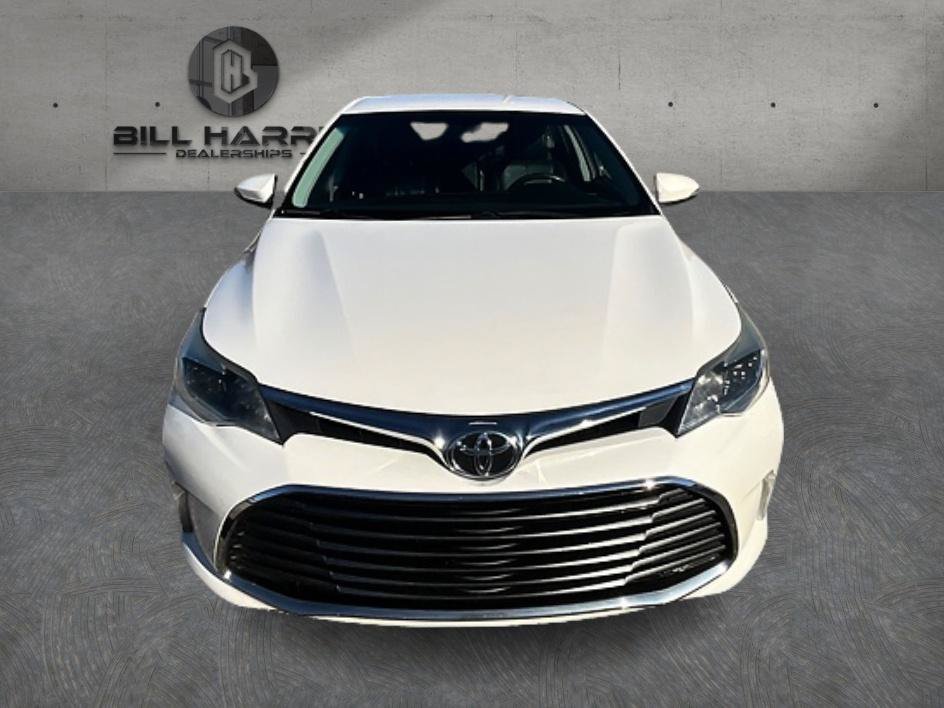Used 2016 Toyota Avalon XLE FWD image 2