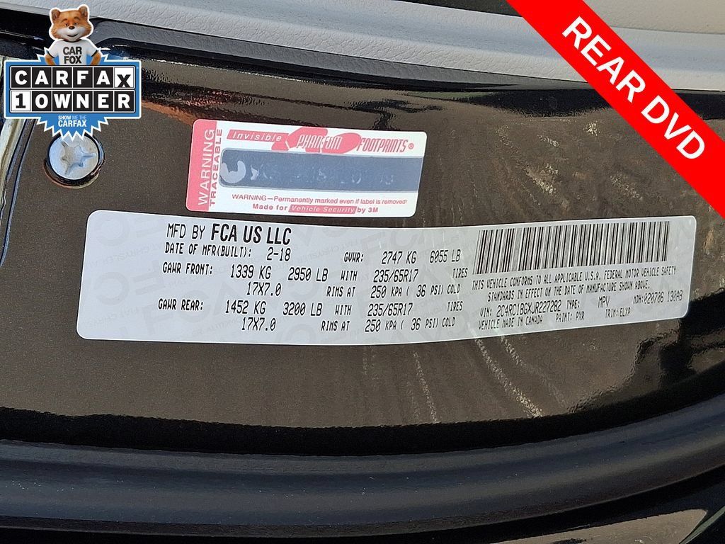 Used 2018 Chrysler Pacifica Touring-L FWD image 28