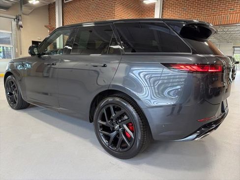 Used 2025 Land Rover Range Rover Sport Dynamic SE AWD/4WD image 4