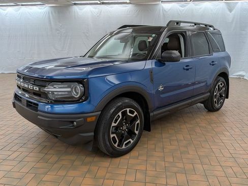 Certified 2023 Ford Bronco Sport Outer Banks w/ Tech Package AWD/4WD image 3