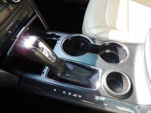 Used 2016 Ford Explorer FWD image 30