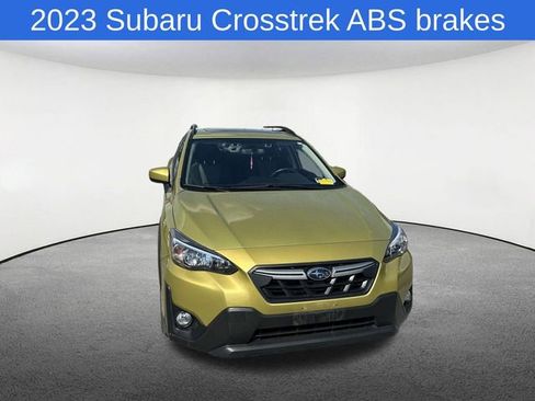 Used 2023 Subaru Crosstrek 2.0i Premium AWD/4WD image 17