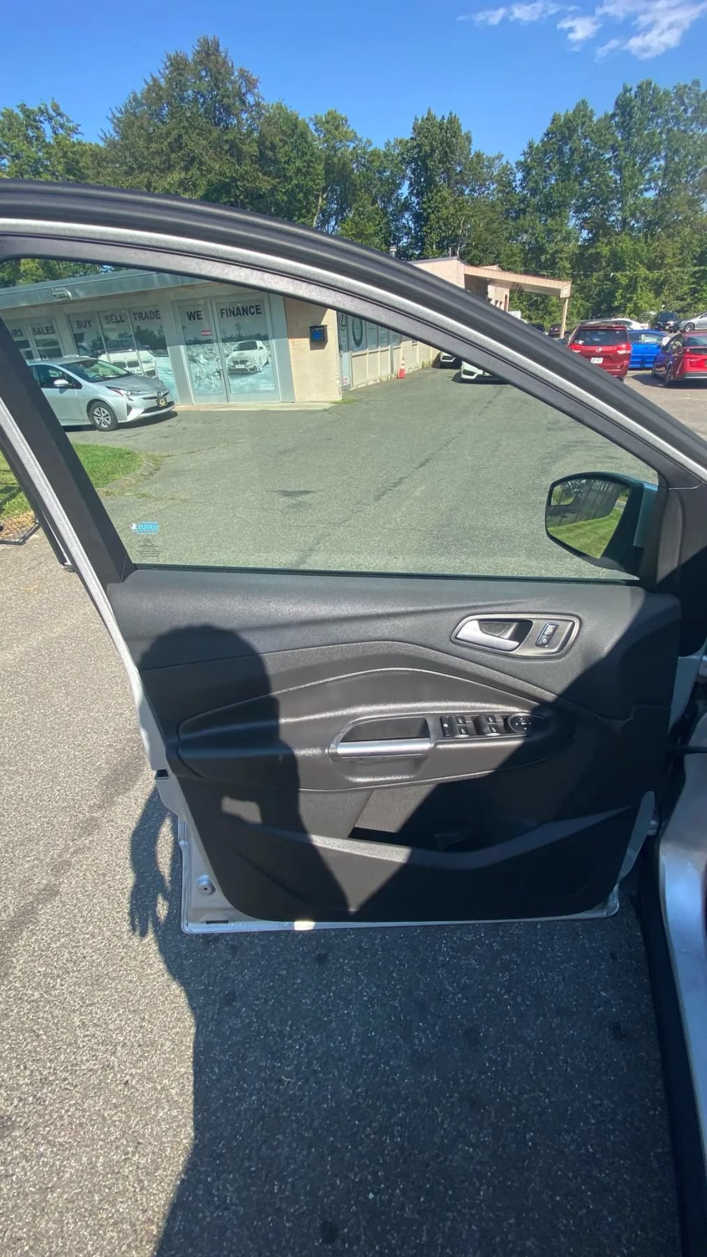Used 2016 Ford Escape SE AWD/4WD image 9