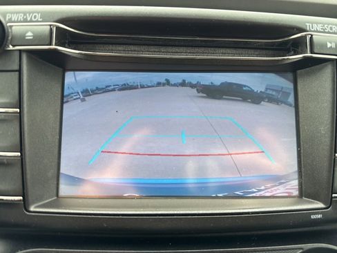 Used 2016 Toyota RAV4 LE AWD/4WD image 14