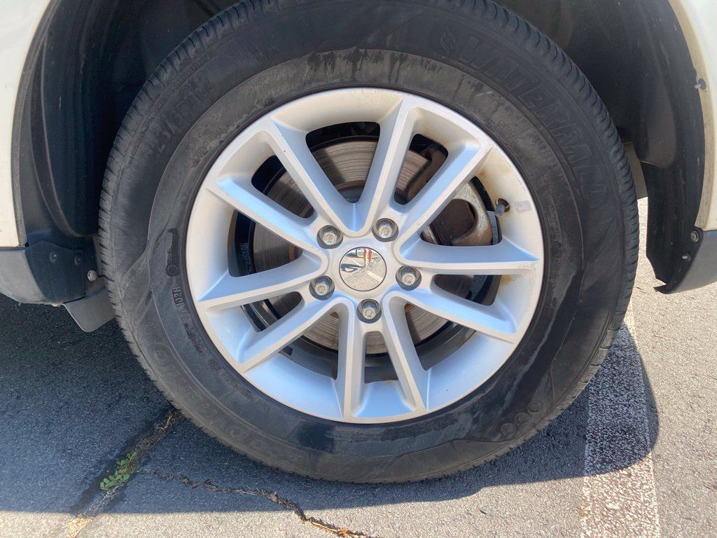 Used 2015 Dodge Journey SXT w/ Flexible Seating Group FWD image 34