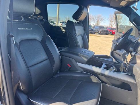 Used 2025 RAM 1500 Laramie w/ Sport Appearance Package image 38
