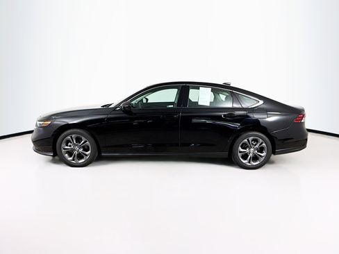 Used 2023 Honda Accord EX image 7