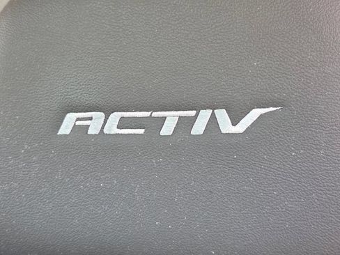 Used 2024 Chevrolet Trax ACTIV w/ Driver Confidence Package FWD image 20