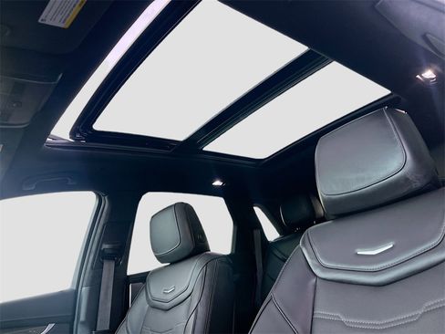 Used 2024 Cadillac XT5 Sportv w/ Platinum Package image 23