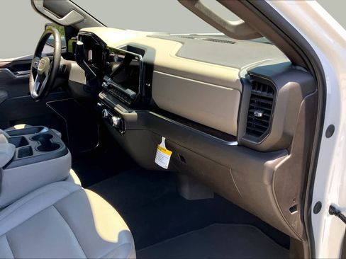Used 2025 GMC Sierra 1500 SLT AWD/4WD image 18