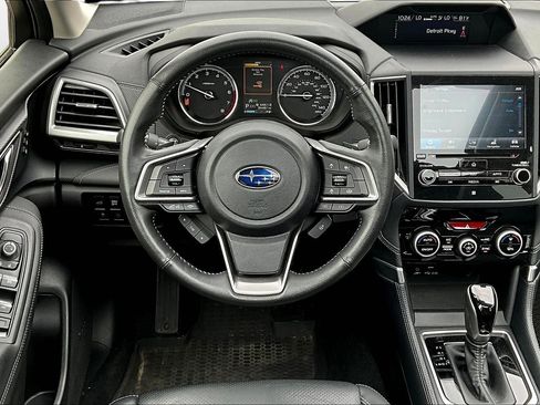Used 2020 Subaru Forester Touring image 5