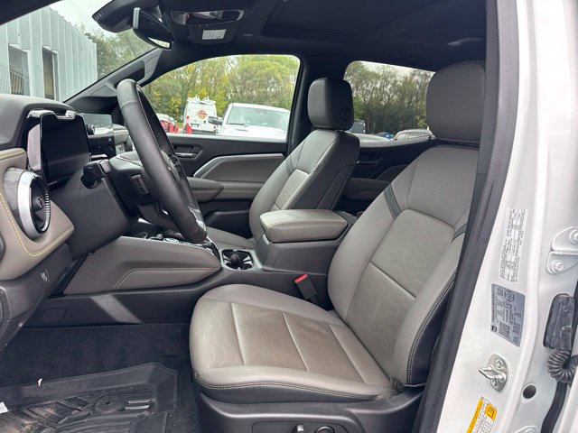 Used 2024 Chevrolet Colorado ZR2 w/ ZR2 Convenience Package III AWD/4WD image 13
