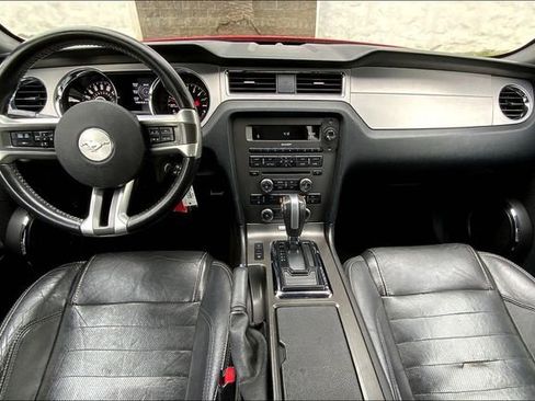 Used 2014 Ford Mustang Premium w/ Comfort Package image 15