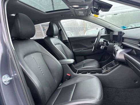 Certified 2024 Hyundai Kona Limited image 22