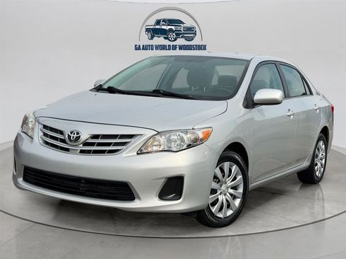 Used 2013 Toyota Corolla LE image 1